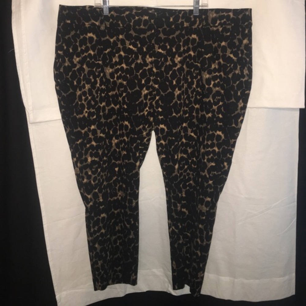 Old navy leopard pants